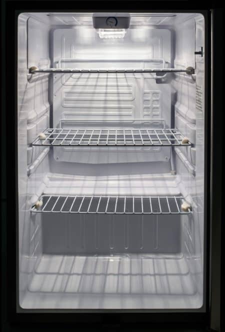 Blaze 20" Compact Refrigerator 4.4 CF - Image 5