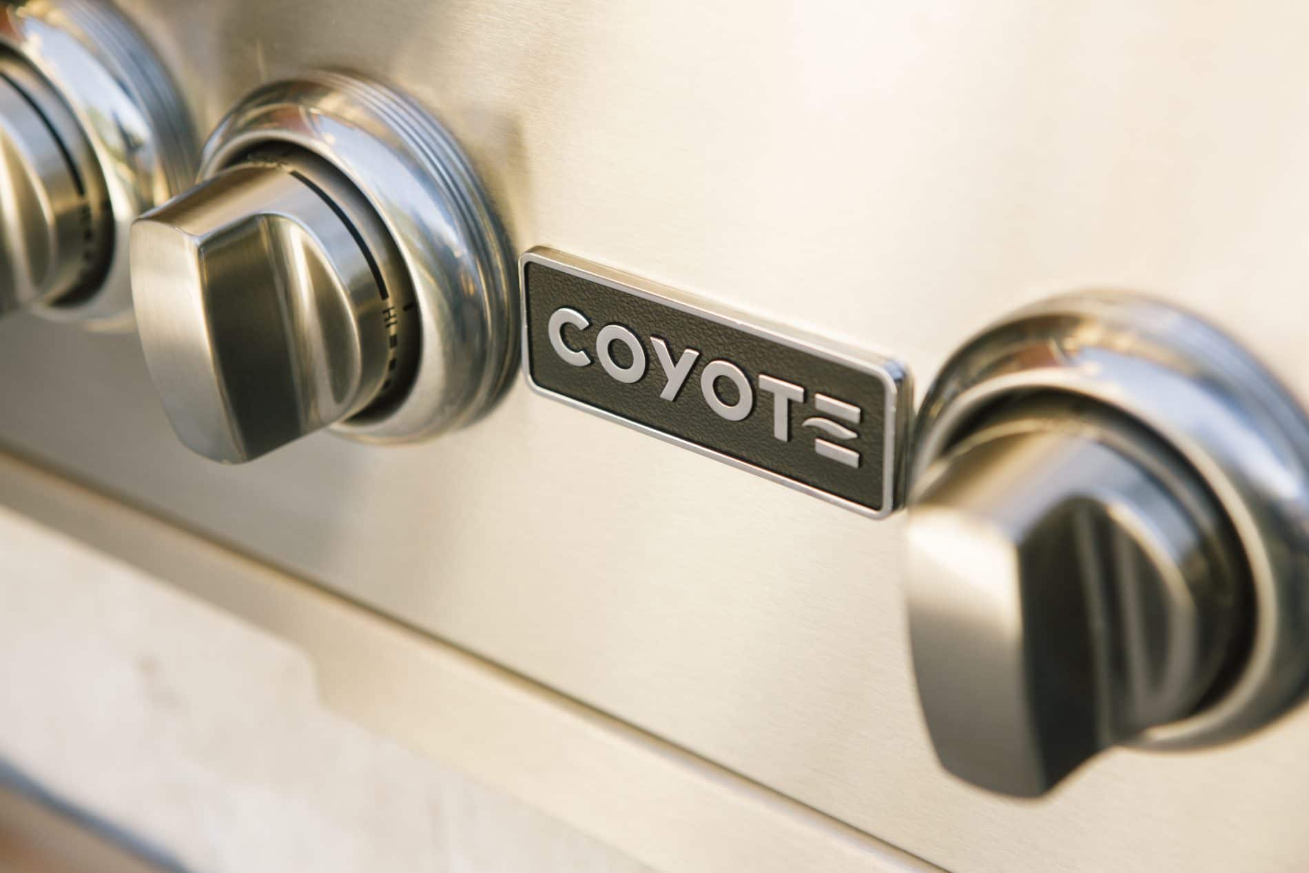 Coyote 36โณ Charcoal Grill - Image 5