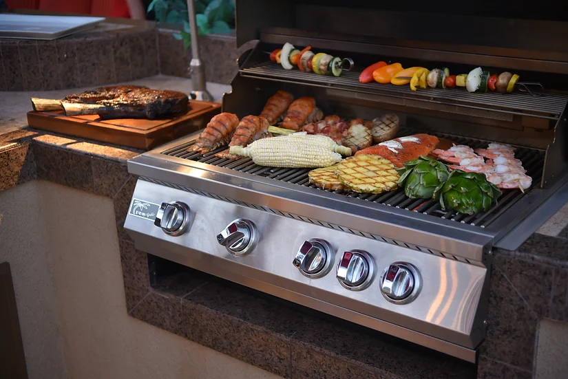 Kokomo 32” Built in Gas Grill (4 Burner/Back Burner) - Image 4